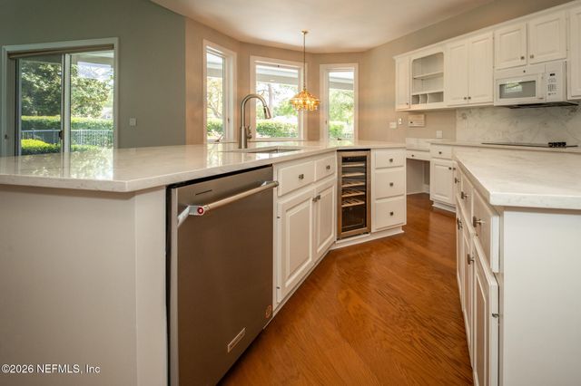 3727 CRICKET COVE Road E, Jacksonville, FL 32224