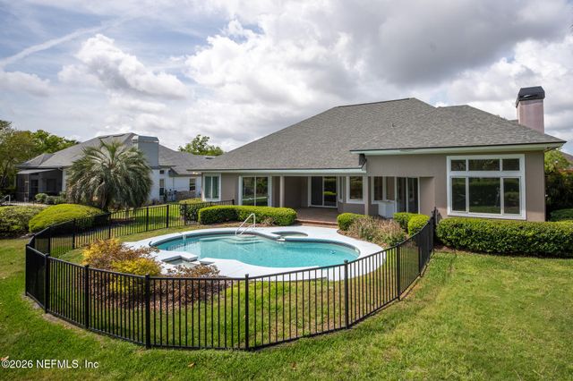 3727 CRICKET COVE Road E, Jacksonville, FL 32224