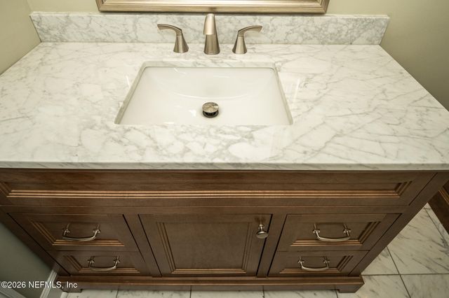 3727 CRICKET COVE Road E, Jacksonville, FL 32224