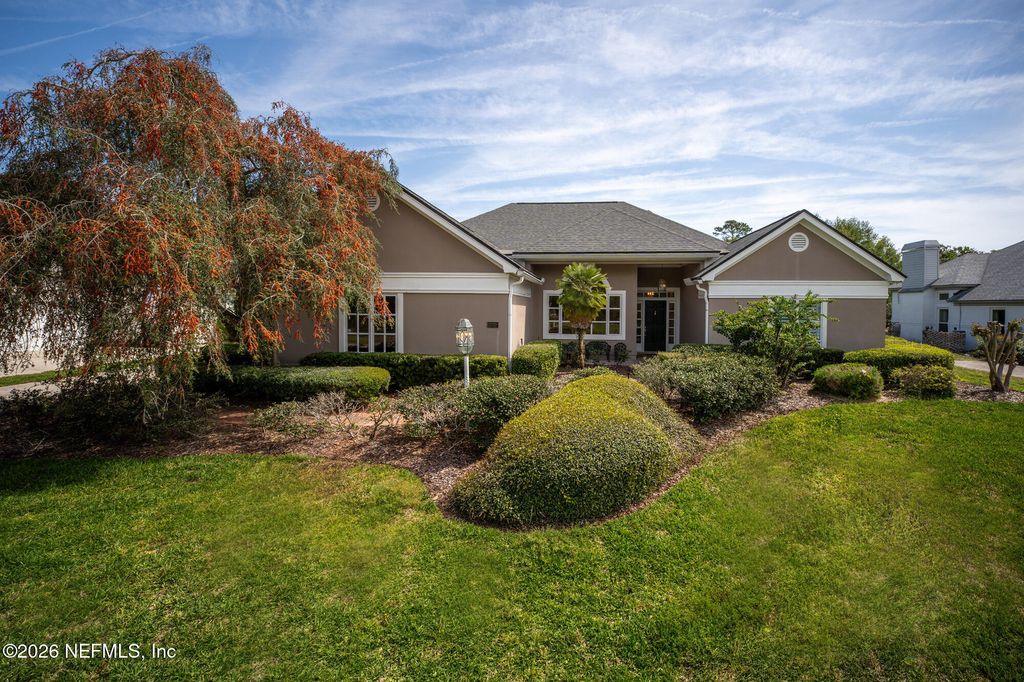 3727 CRICKET COVE Road E, Jacksonville, FL 32224