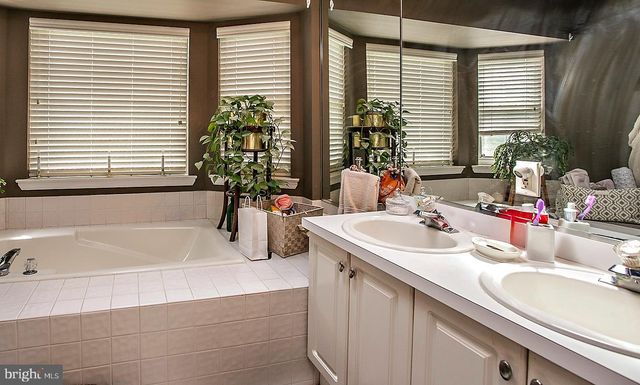 1304 REAGAN CT, West Norriton, PA 19403