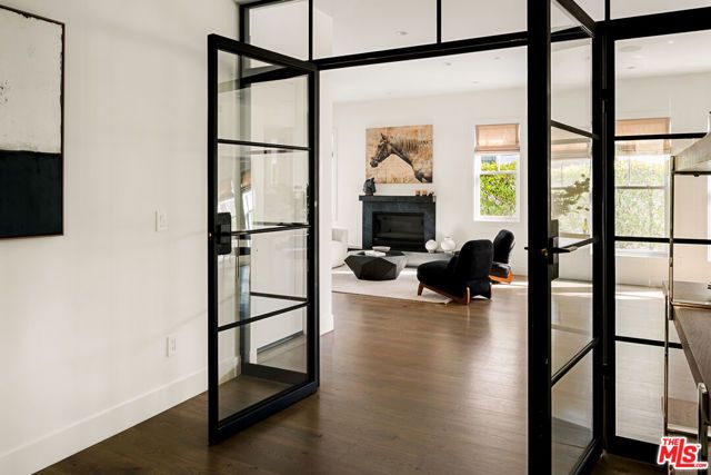 2053 Kerwood Avenue, Los Angeles, CA 90025