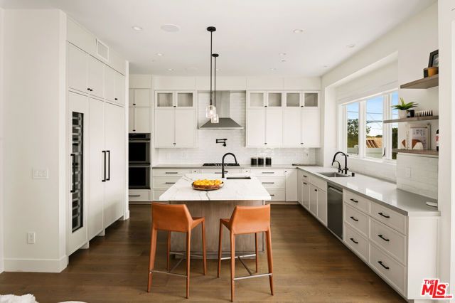2053 Kerwood Avenue, Los Angeles, CA 90025