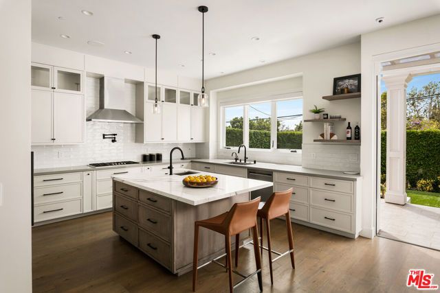 2053 Kerwood Avenue, Los Angeles, CA 90025