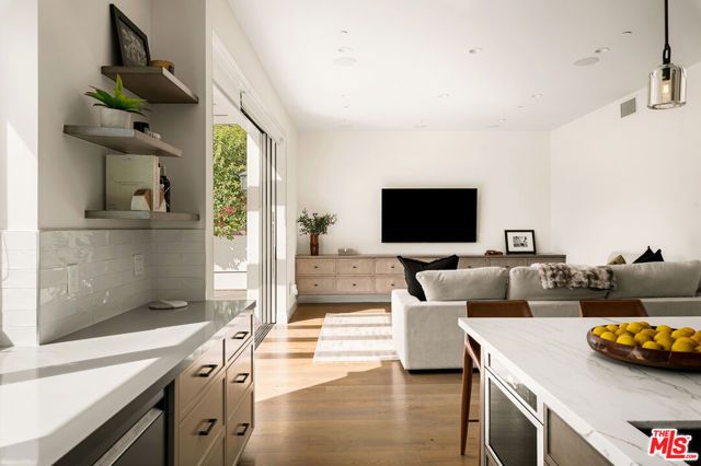 2053 Kerwood Avenue, Los Angeles, CA 90025