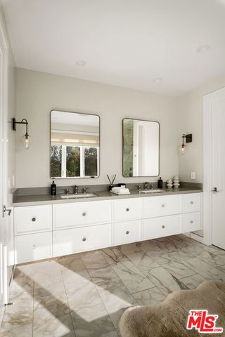 2053 Kerwood Avenue, Los Angeles, CA 90025
