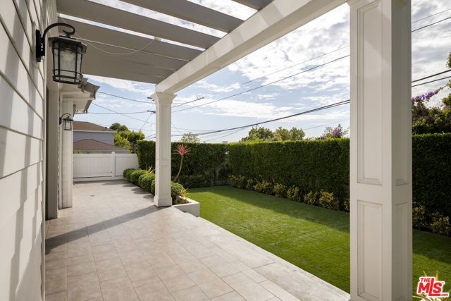 2053 Kerwood Avenue, Los Angeles, CA 90025