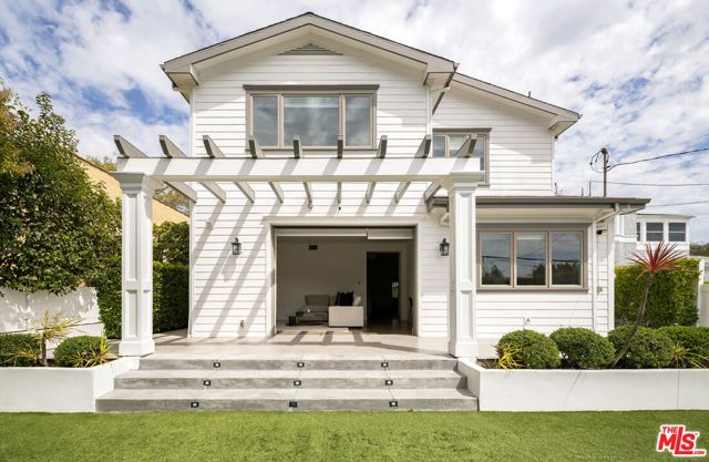 2053 Kerwood Avenue, Los Angeles, CA 90025