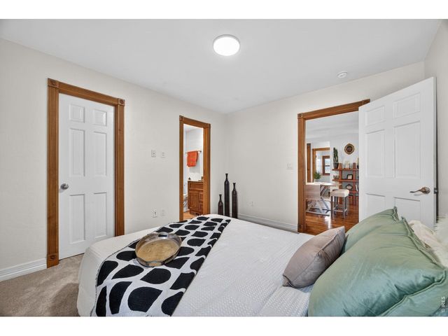 4857 S Logan St, Englewood, CO 80113