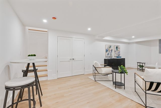 65 Francis A, Brookline, MA 02446