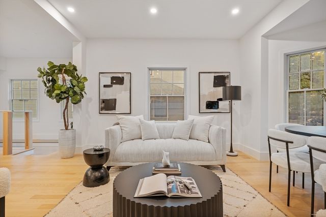 65 Francis A, Brookline, MA 02446