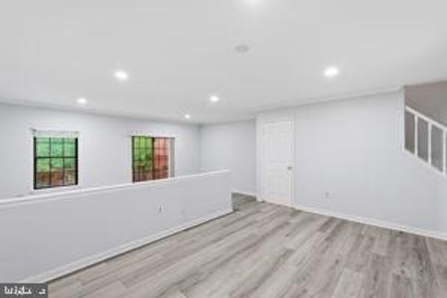 3977 BURNING BUSH CT, Fairfax, VA 22033
