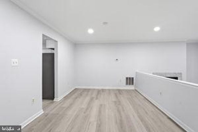 3977 BURNING BUSH CT, Fairfax, VA 22033