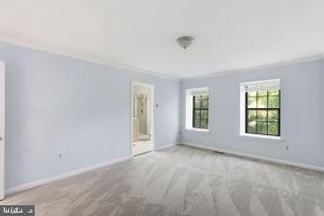 3977 BURNING BUSH CT, Fairfax, VA 22033