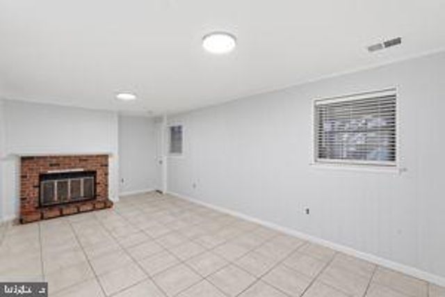 3977 BURNING BUSH CT, Fairfax, VA 22033