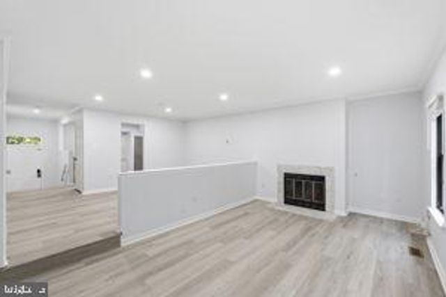 3977 BURNING BUSH CT, Fairfax, VA 22033