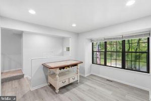 3977 BURNING BUSH CT, Fairfax, VA 22033