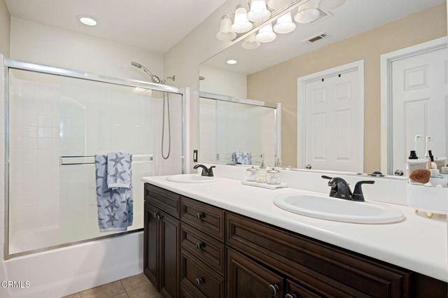 3752 Dunkirk Drive, Oxnard, CA 93035