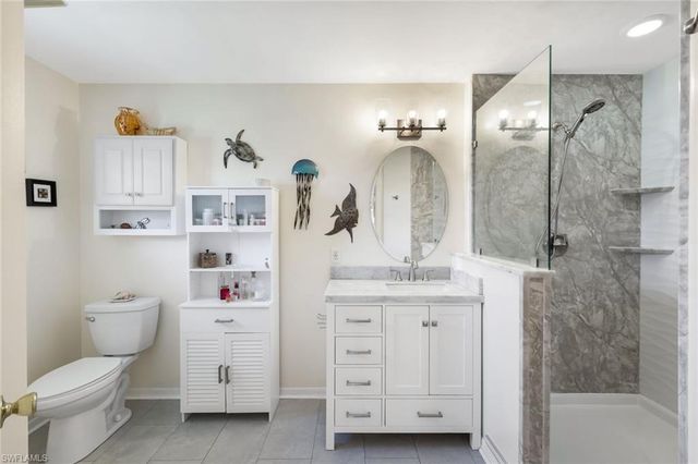 2004 SE 8th AVE, Cape Coral, FL 33990