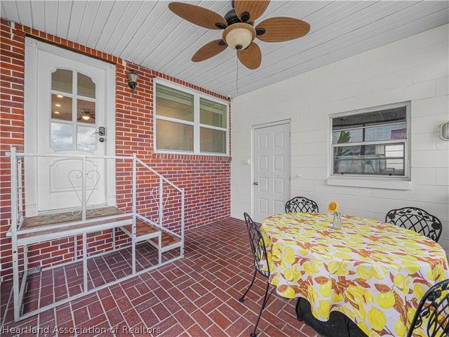1961 Lakeview Drive, Sebring, FL 33870