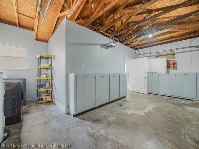 1961 Lakeview Drive, Sebring, FL 33870