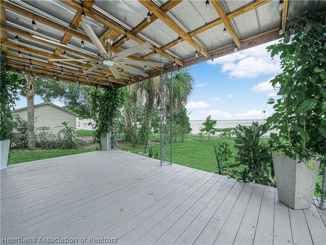 1961 Lakeview Drive, Sebring, FL 33870