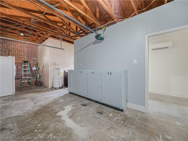 1961 Lakeview Drive, Sebring, FL 33870