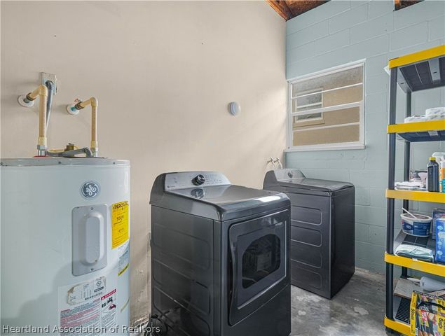 1961 Lakeview Drive, Sebring, FL 33870