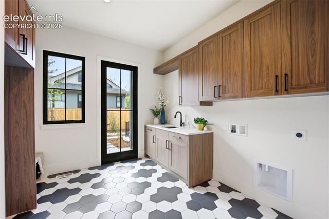 10 5th Street, Colorado Springs, CO 80906