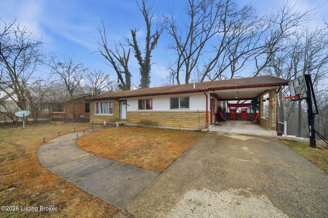 5135 Maryview Dr, Louisville, KY 40216