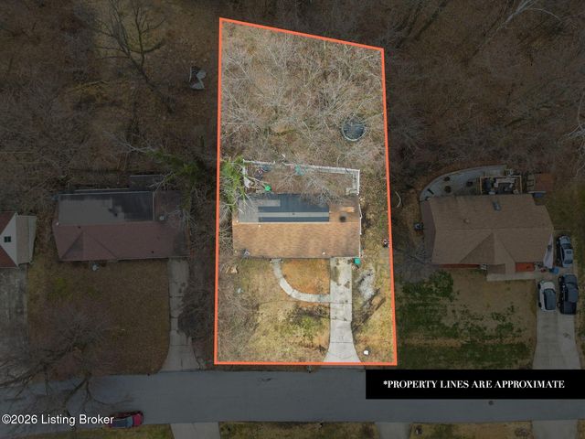 5135 Maryview Dr, Louisville, KY 40216