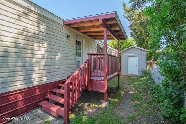 9090 N Runkle RD, Hayden, ID 83835