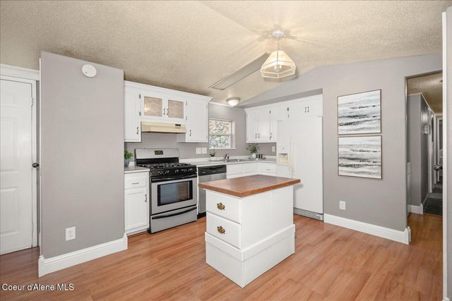 9090 N Runkle RD, Hayden, ID 83835