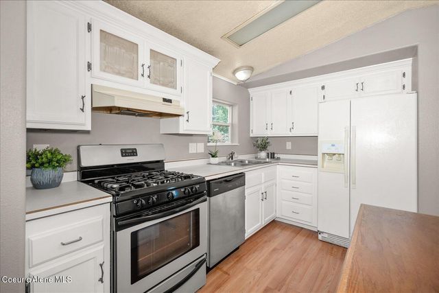 9090 N Runkle RD, Hayden, ID 83835