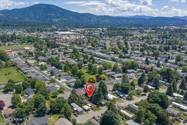 9090 N Runkle RD, Hayden, ID 83835