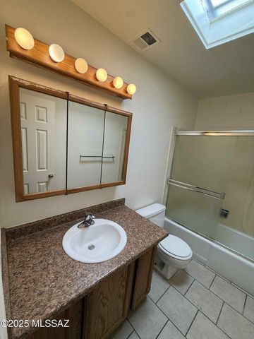 5433 E 30th St Apt D, Tucson, AZ 85711