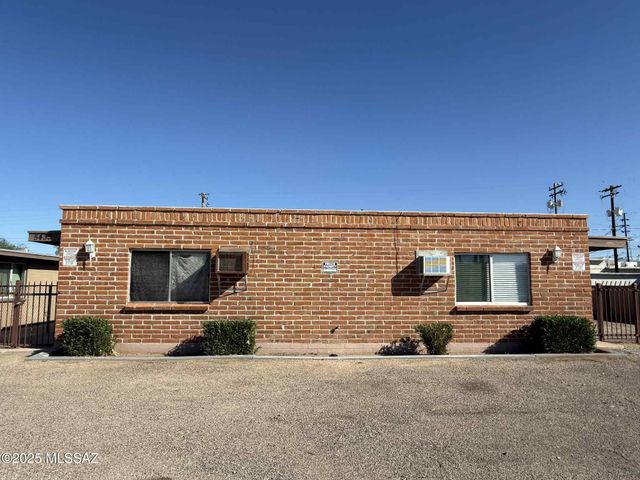 5433 E 30th St Apt D, Tucson, AZ 85711