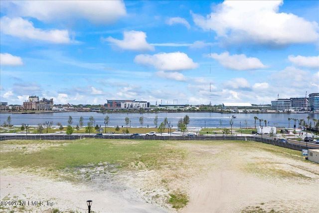 1928 PRUDENTIAL Drive, Jacksonville, FL 32207