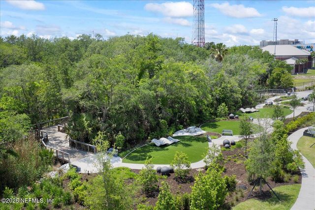 1928 PRUDENTIAL Drive, Jacksonville, FL 32207