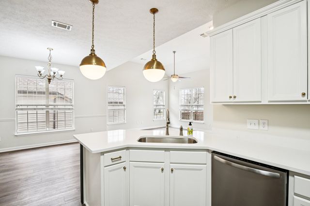 117 Otter Glenn Dr, Hendersonville, TN 37075