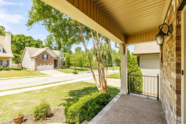 117 Otter Glenn Dr, Hendersonville, TN 37075