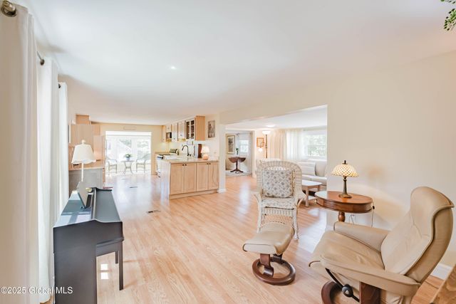 77 Davitt Lake Road, Poestenkill, NY 12018