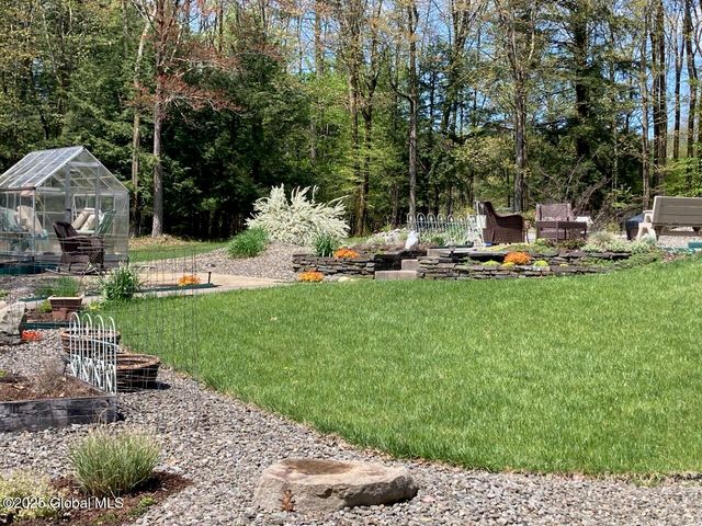 77 Davitt Lake Road, Poestenkill, NY 12018