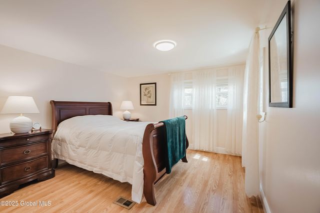 77 Davitt Lake Road, Poestenkill, NY 12018