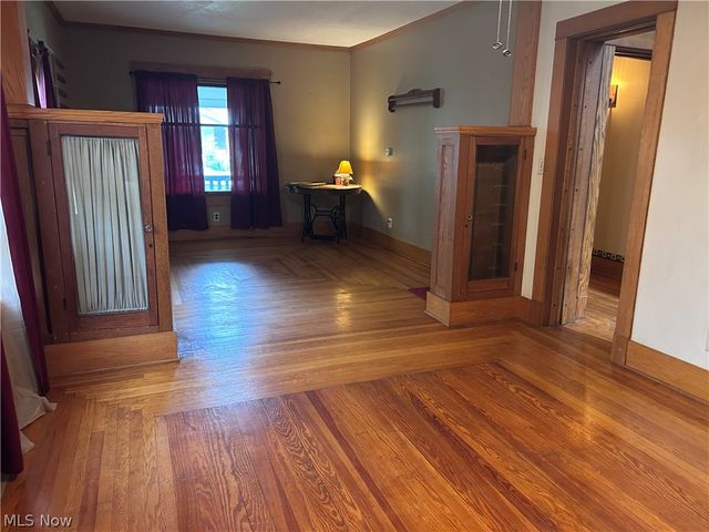 170 Woodbine Avenue SE, Warren, OH 44483