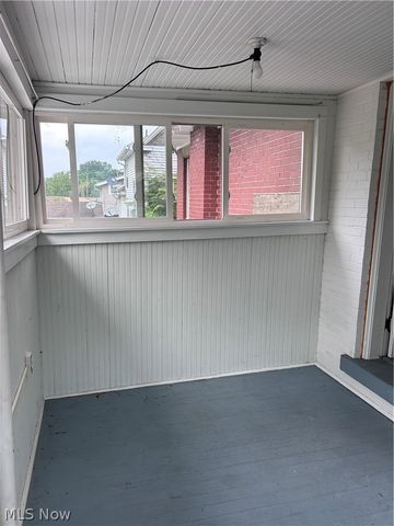 170 Woodbine Avenue SE, Warren, OH 44483