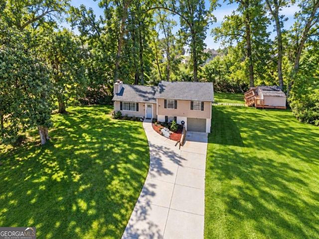 3316 Alcazar Drive SW, Lilburn, GA 30047