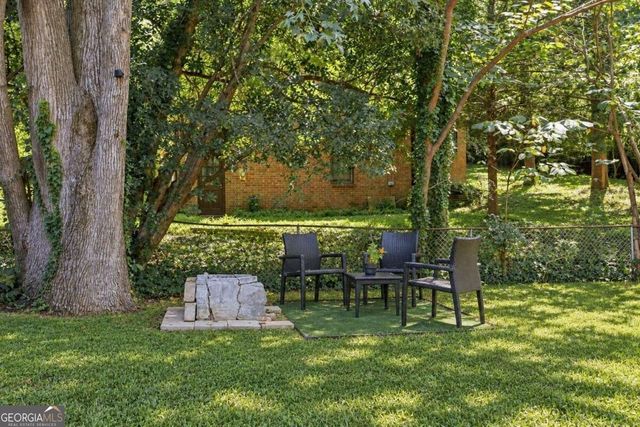 3316 Alcazar Drive SW, Lilburn, GA 30047