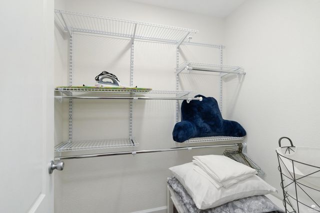 428 Haventon Drive, Manhattan, KS 66503