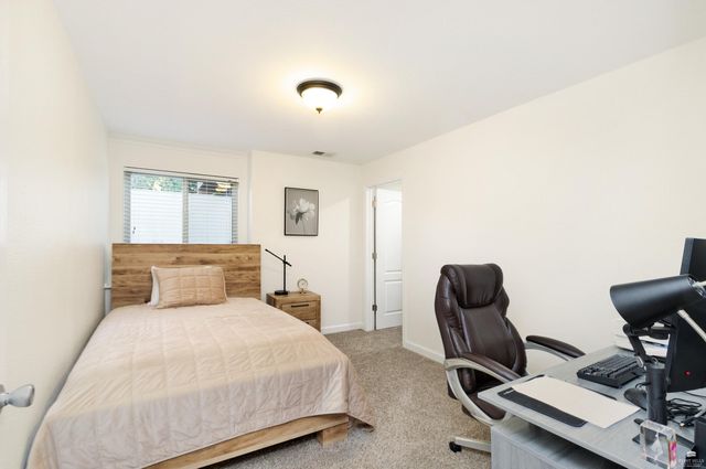 428 Haventon Drive, Manhattan, KS 66503